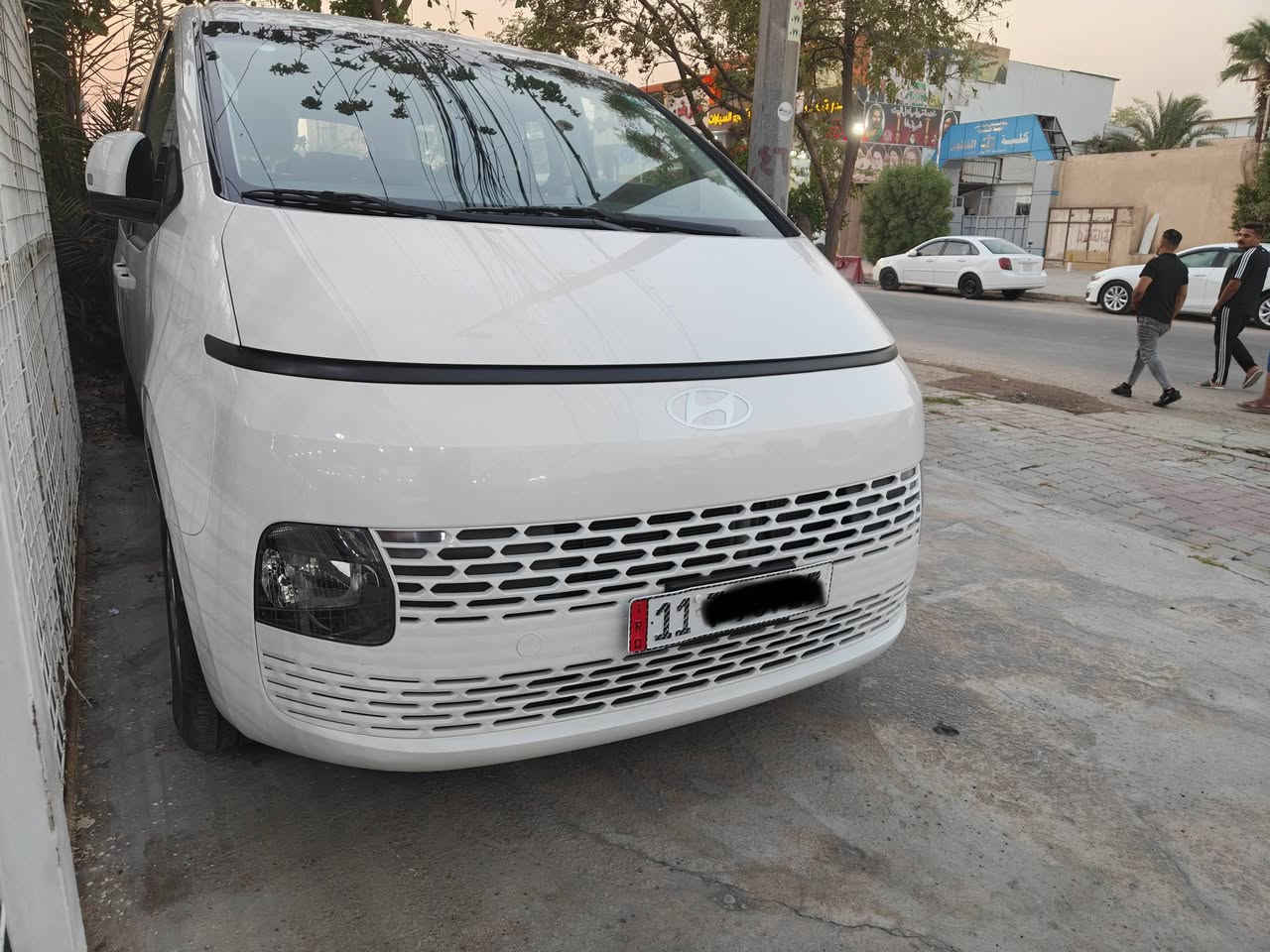 ستاريا 2025
ماشيه 21 الف 

مكفوله من كلشي 

كير عادي مكينه بانزين 4 سلندر توربو 2.2 

السعر 28.000 $

يعني 280 ورقه 

للاتصال ***********
