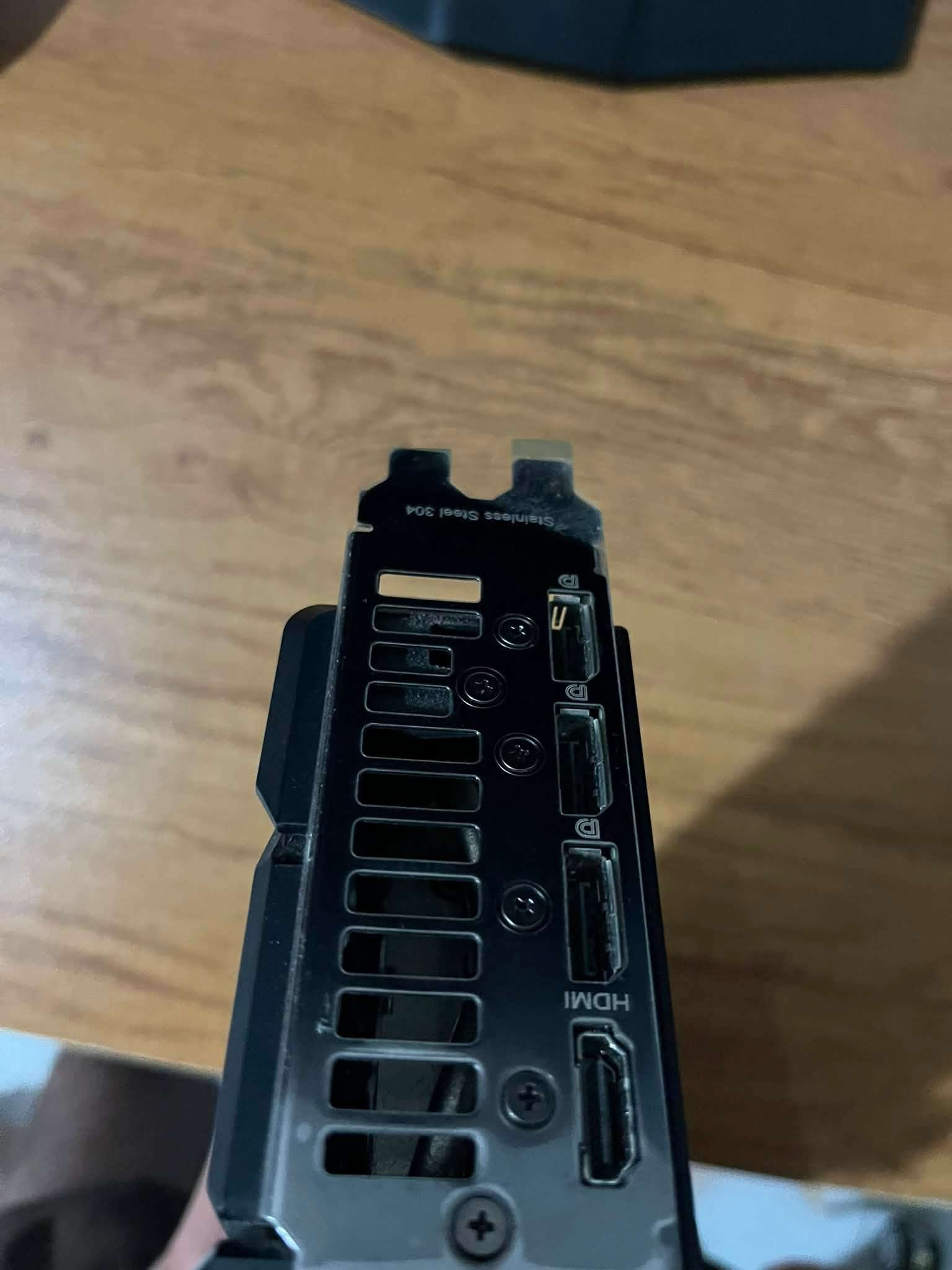 معالج i7-١٢٧٠٠ • رام ٣٢ DDR5 • كرت شاشة RX7700XT