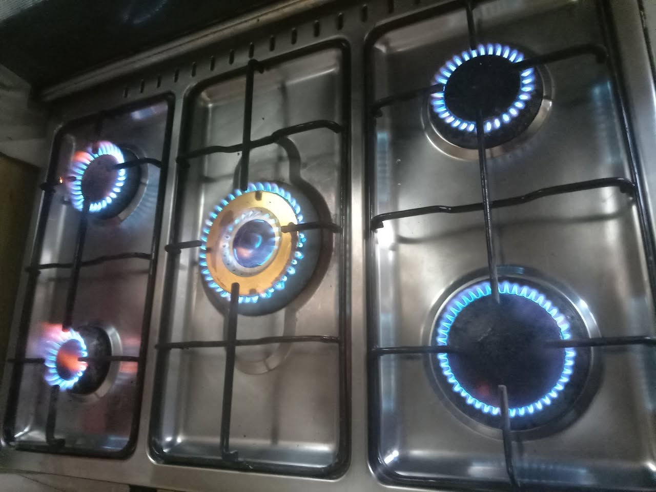 طباخات مصريه ع الفحص سعر ثابت مكان حله *********** واتساب
