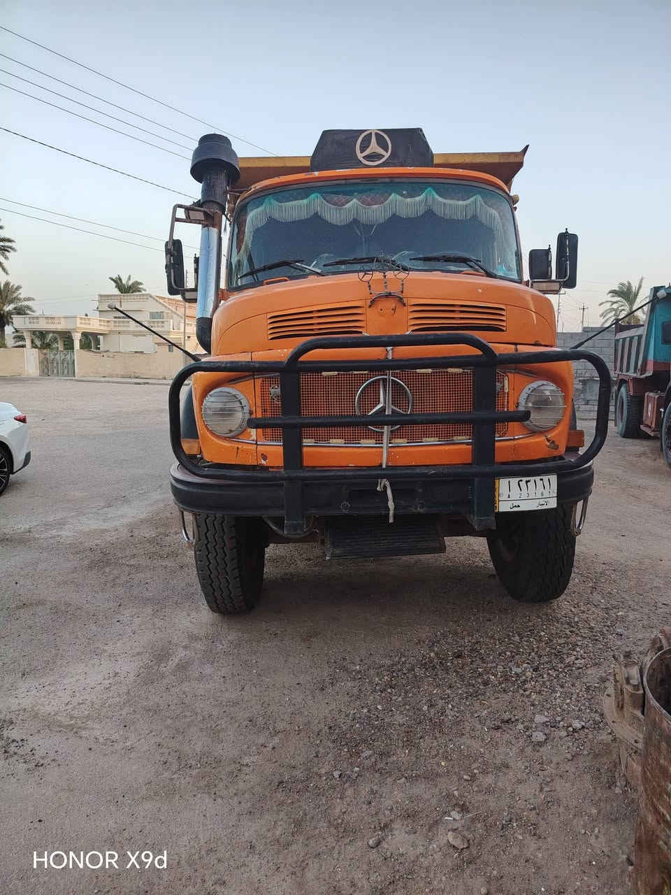 اقجم موديل ٨٣ للبيع مجموعه هرم عالي جيئف وربع بلاديه بدي سوري السعر ٥٥ مليون وبيها مجال ***********

