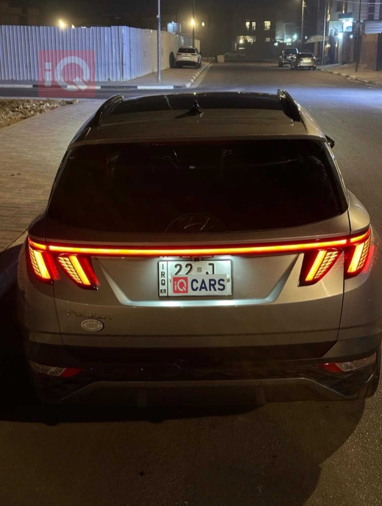 توسان امريكي موديل 2023 
الموصفات👇🏻

الكاميرا الخلفية
سقف بانورامي
صندوق كهربائي
كاميرا 360
مستشعر وقوف
تدفئة المقاعد
تبريد المقاعد
فتحة السقف
بصمة
مثبت السرعة
شاشة
مراقبة النقطة العمياء
نظام المفتاح الذكي
التحكم التلقائي في درجة الحرارة
نظام فرملة الطوارئ
مقاعد كهربائية
مصابيح زينون الأمامية
المصابيح الأمامية ليد
مانع الانزلاق
تدفئة مقود القيادة
إنارة محيطية
أبل كاربلاي
التشغيل عن بعد
ABS
AWD
رادار
كشافات ضباب 
السعر 20الف دولار
مكان السياره كربلاء 
رقم التواصل ***********

نص مكتوب في الصور:
- iQ CARS
- iQ