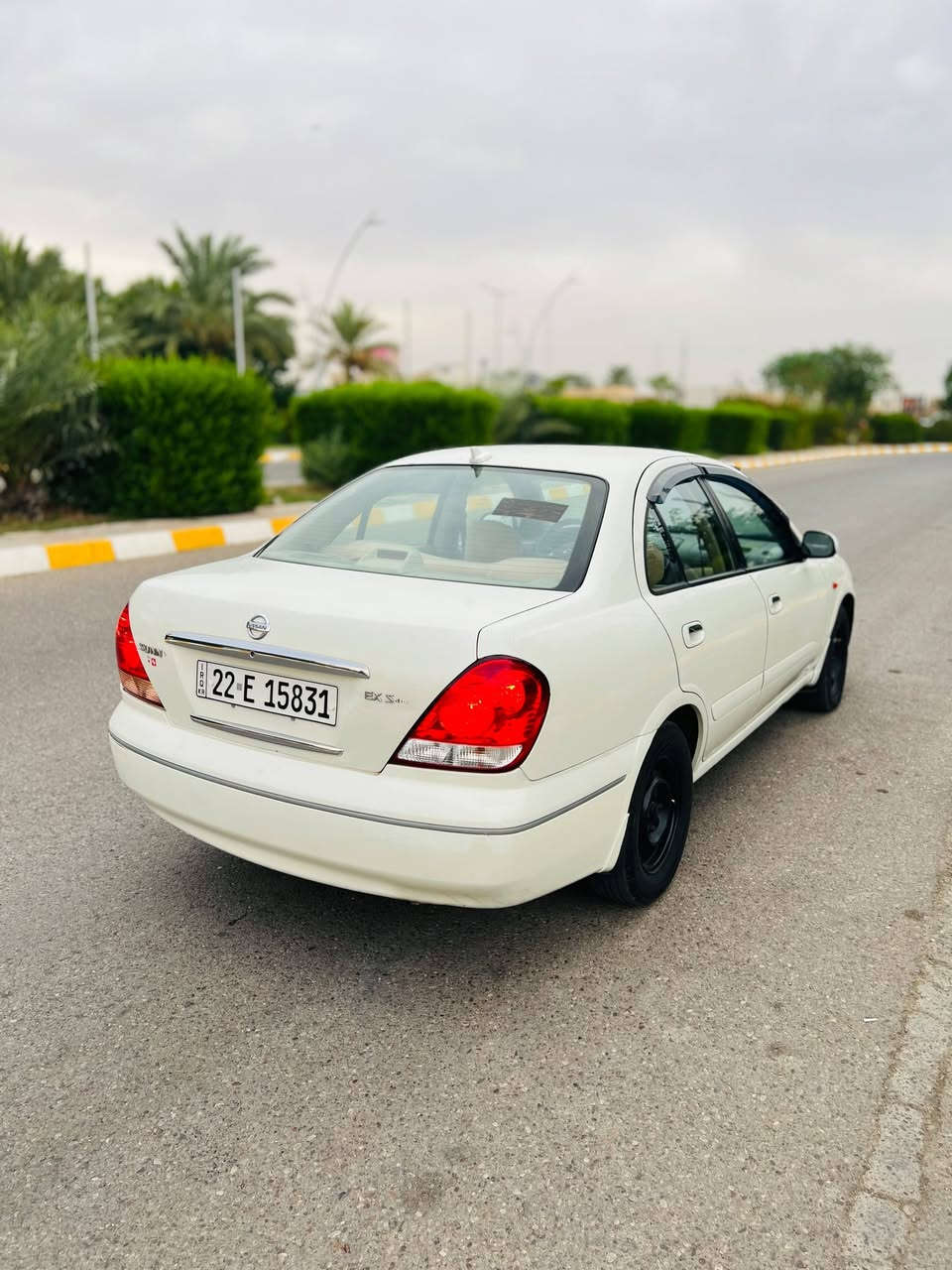 السلام عليكم / للبيع بسعر مناسب جداً  88$ اعتذر عن الاقساط والوعده/ نيسان صني ياباني الاصلي فول اوتوماتيك/ موديل 2009 / لون أبيض صدفي/ السياره جاهزه من كل النواحي/ بعدها بلاديه وعلى وضع الشركه/ السياره مكفوله من الصبغ/ ماعدا ربع باب السكن مرشوش أثر شخط/ السياره كير ومحرك وتبريد وتدفئة/ وصدر وتخم تاير وكهربائيات كله جديد/ محرك أسود المرغوب/ وين يعجبك أفحص/ العنوان تكريت القادسيه/ للاستفسار *********** / ***********
