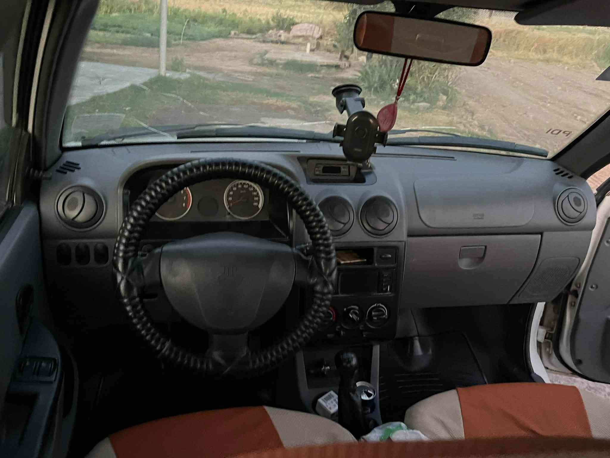 سايبا 2020 جاهزه  تبريد ثلج جاهزه من كلشي ب اسمي السياره هزه كامله سنويه 3031 سياره حلوه ونضيفه تجي تگلب وتشوف 
السعر 50 وبيها مجال 
مكاني بغداد ابو غريب 
***********
