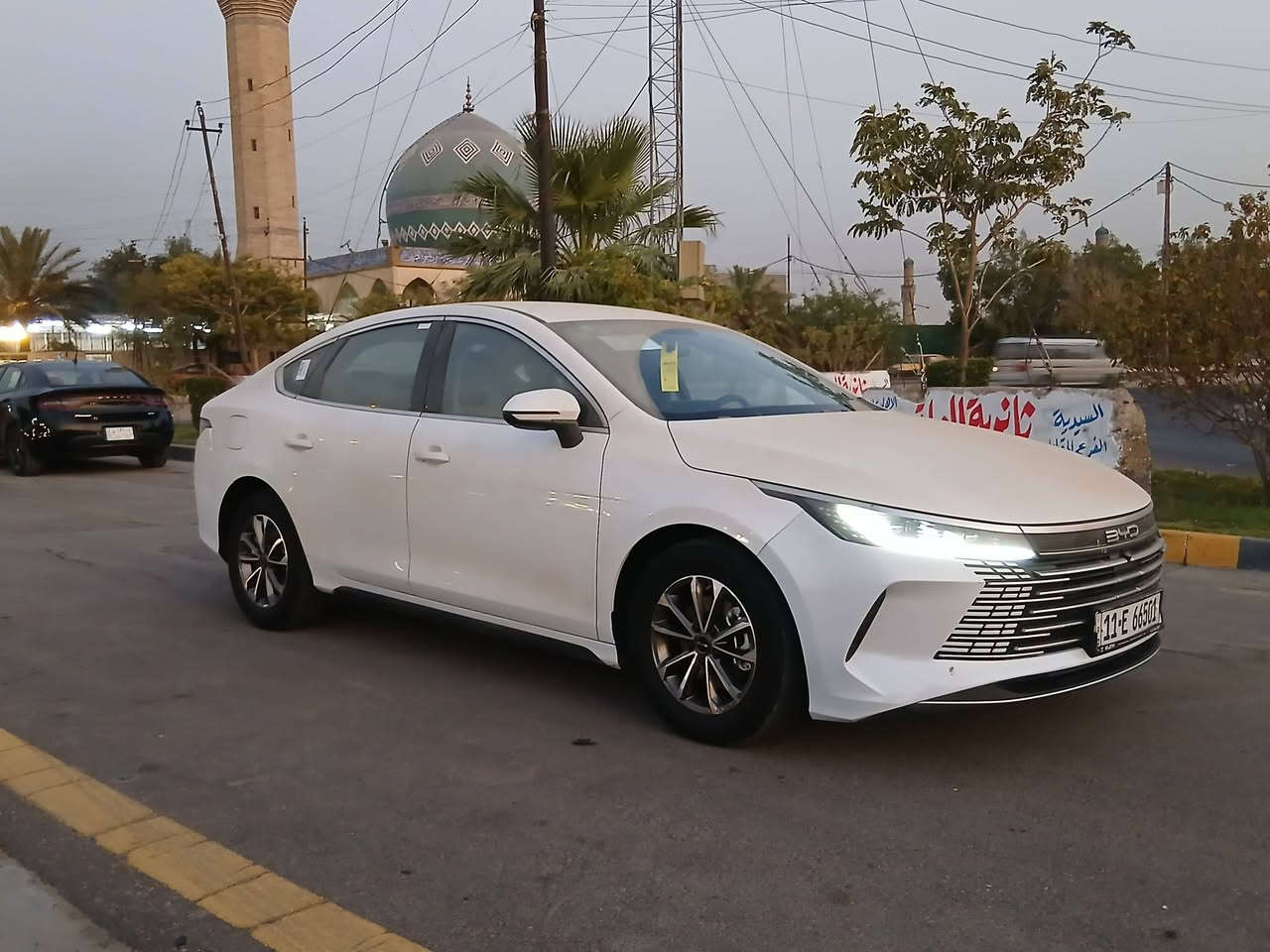 السلام عليكم
BYD
دسترويل 
مديل :2025
ماشيه : ١٩ 
بيها بس بارد بخشم جاملغ الأمامي كد ٤ اصابع
وباقي سياره مكفوله
تشغيل عن بعد 
كير محرك مكفول
مرايات كهرباء 
كشنات ابيض رياضية
لد نهاري 
شاشه قلابه 
اشاير بل مري 
وبعد مواصفات دسترويل معروفه
السعر ١٩٣٠٠ 
عنواني بغداد الشهداء ،،،،***********

