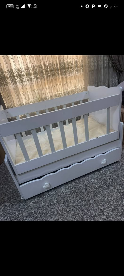 للبيع سرير طفل تركي خشب مع عربانه طفل جديد دبل تاير السعر سرير 150 وعربانه125الاتصال على الرقم *********** الرمادي
