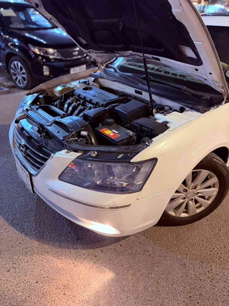 سلام عليكم سوناته موديل 2010 بيه ٣ قطع اماميه صبغ باقي مكفول فتحه فول صاج سعر 105 وبيه مجال ***********
