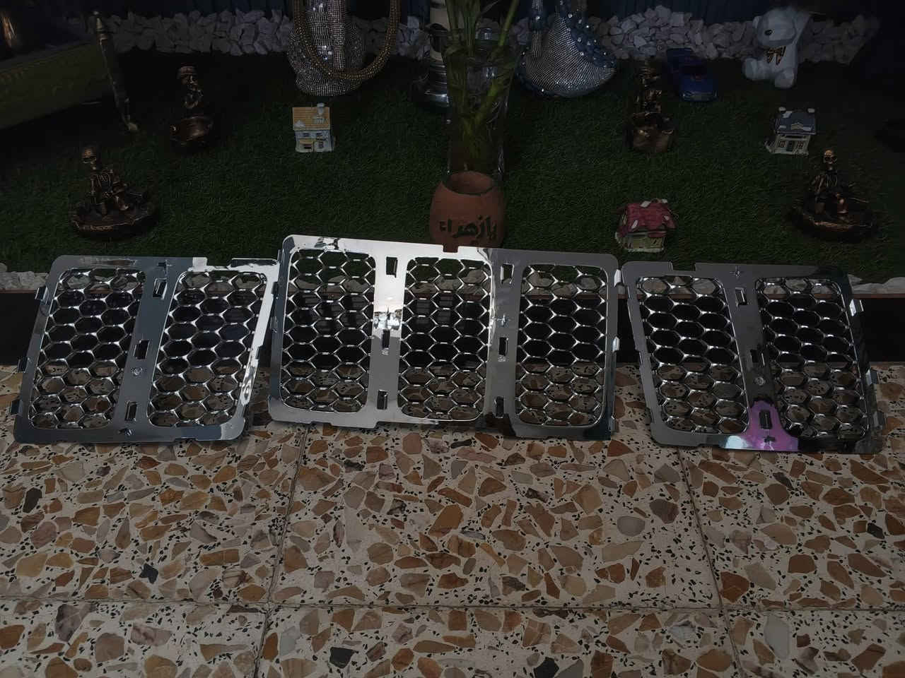 السلام عليكم شباك جيب اصلي من موديل 14 إلى 20 جديد اصلي شركه عنواني بابل سعر 75 رقمي *********** متوفر واتساب
