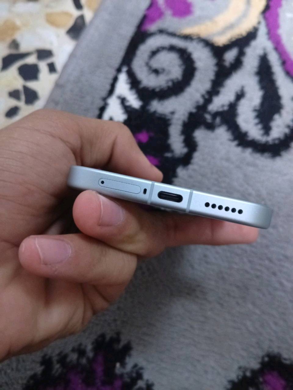 بوكو F8 برو • ٥١٢ جيجا • ١٦ رام