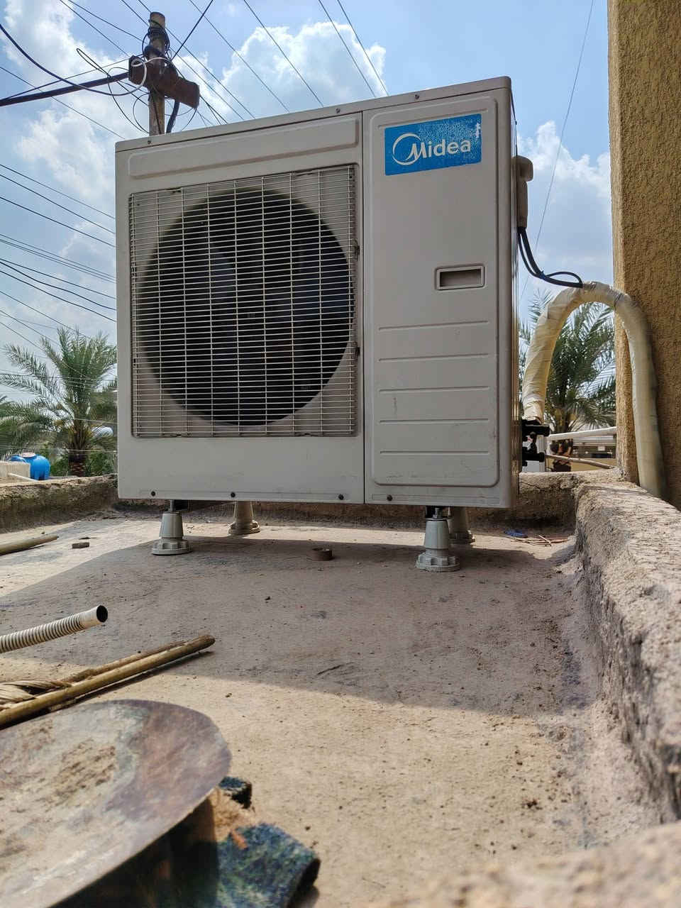 سبلت ميديا ٣طن غاز ٢٢ نظيف بلادي على وضع شركه منصوب ويشتغل سعر ٧٠٠ مكاني بغداد قرب جسر دوار رقم ***********

