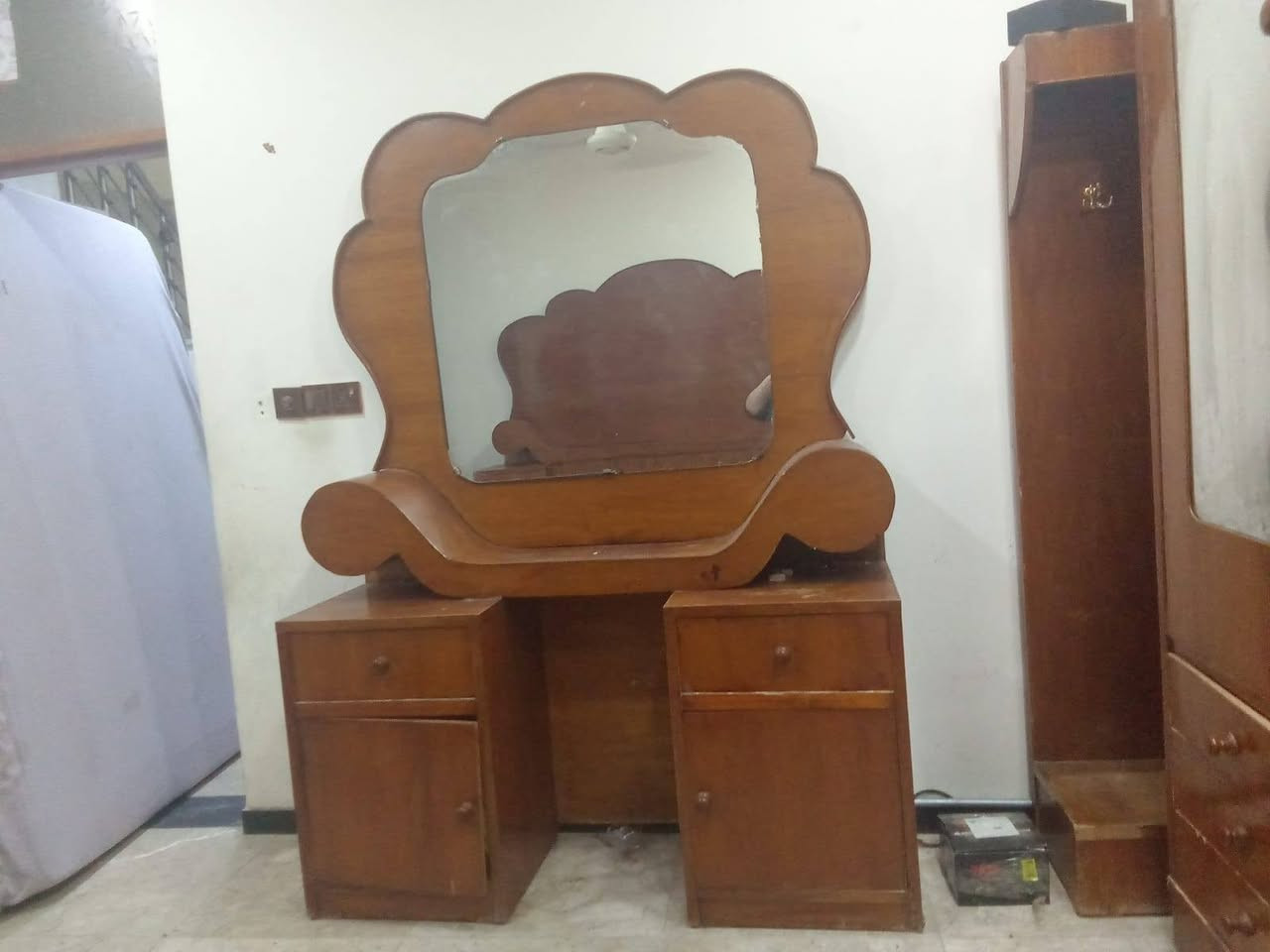السلام عليكم غرفه صاج عراقي للبيع رقم ***********
