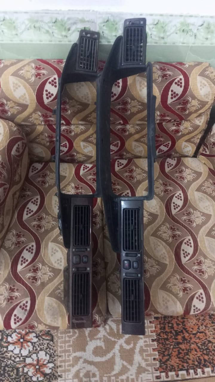 غراض رأس الثور البيع شرط حاويه السعر مناسب توصيل كافت العراق🚛 ***********

نص مكتوب في الصور:
- CAMON 40
- 23mm f/1.8 1/100s ISO222