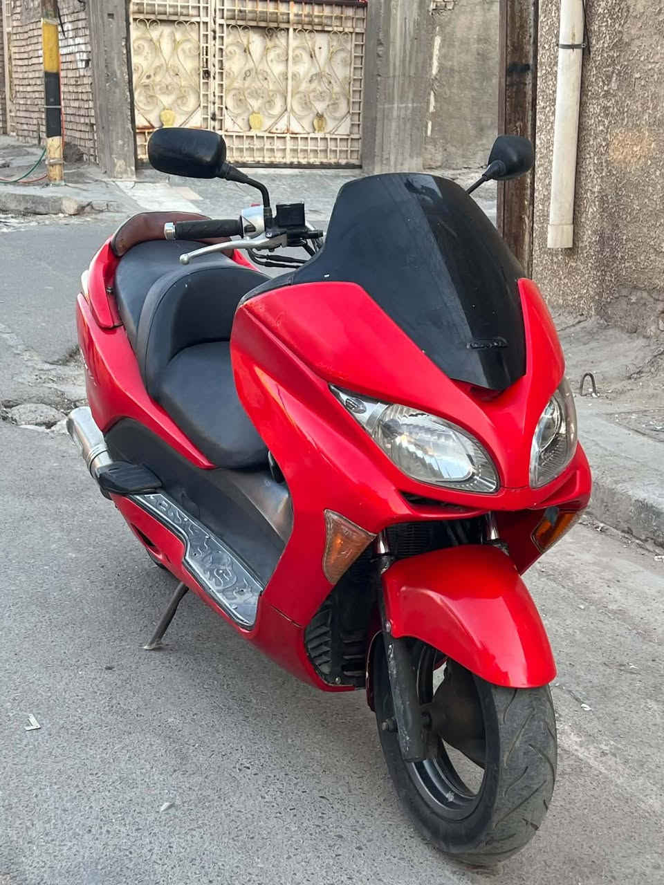 فورزا بصمه صفر تسعه كرستال لون احمر مميز درجة كامله مابيه نقص كهربائيات كله شغاله السعر ( مليون و١٠٠) مكان بغداد مدينة الصدر ***********

