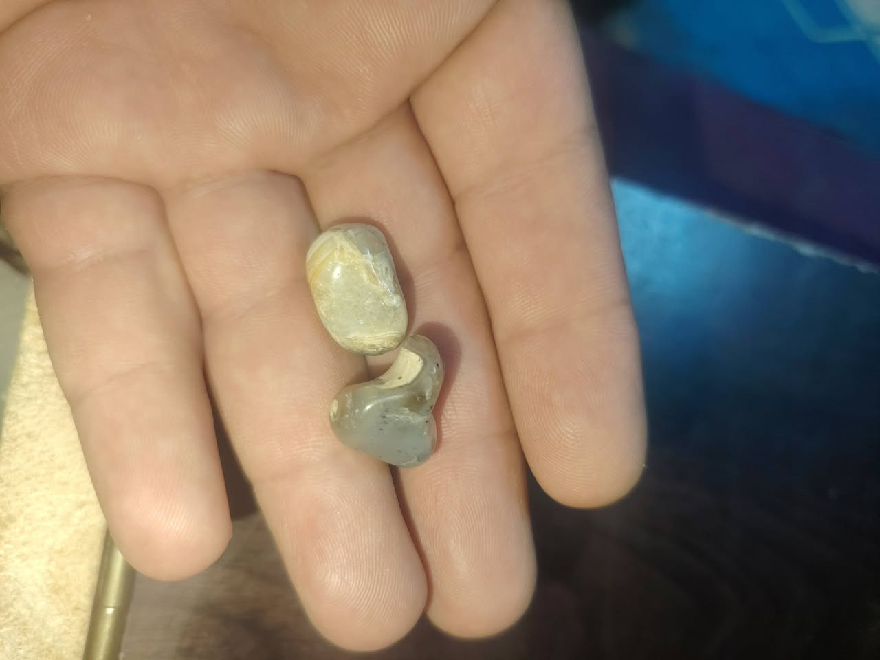 السلام عليكم جمال السليماني بيهن خوات وطاقتهن مرعبه والاروع كلهن يخبلن وحده اقوه من الثانيه كلمن وسعره للإستفسار الاتصال على ***********
