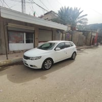 سيراتو هاشباك 2012 07821177114
