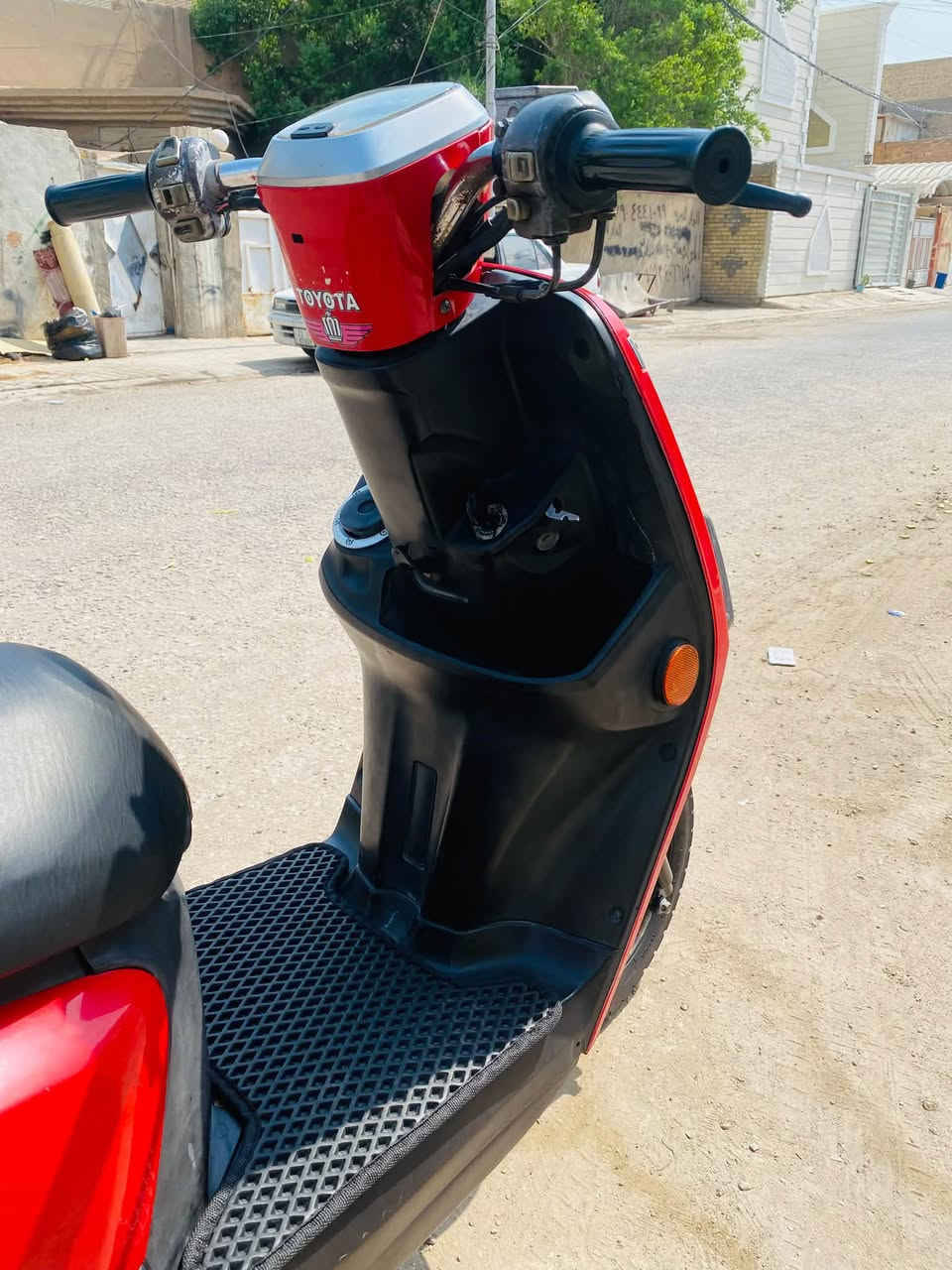 ماكس بوليسي • ٢٠١٢ • بلاديه