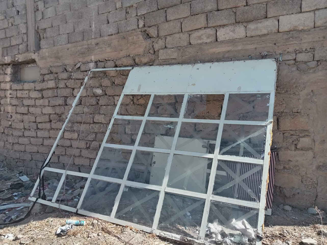السلام عليكم لدي جام خانه للبيع 150المكان موصل ايمن حي المامون هذا الرقم بي واتساب وبي خط***********📞
