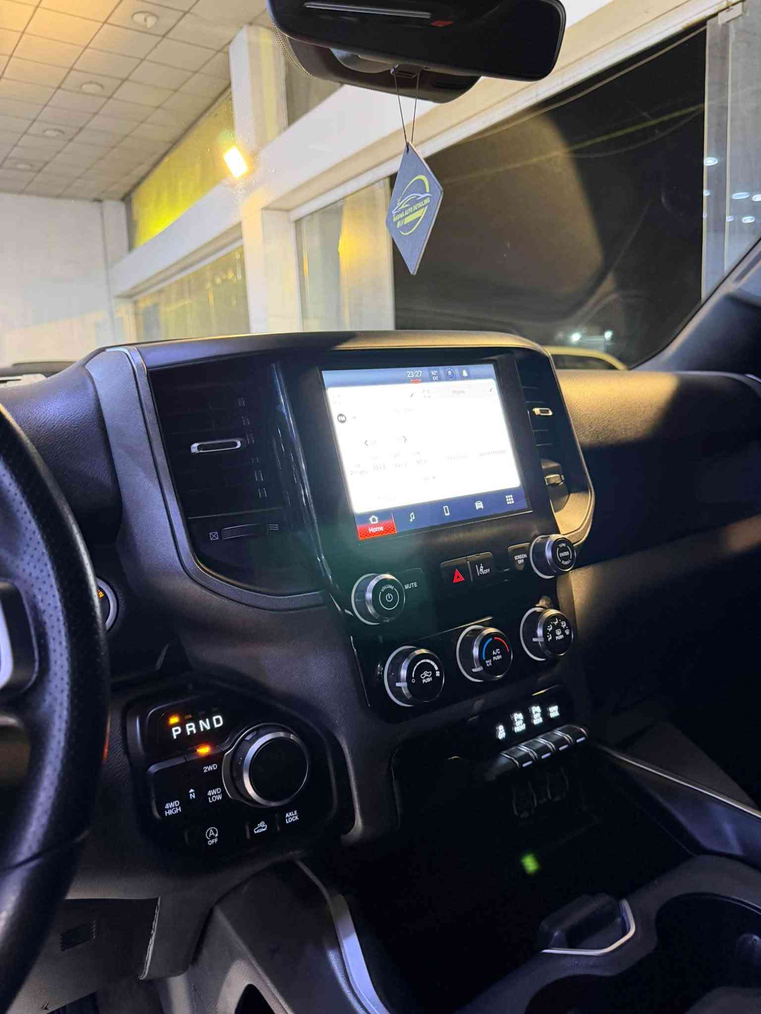 Dodge Ram
2025 warlock
V6 - 3.0L - 4x4
بسمه
كاميره
باب طويل
بودى قصير
دبل اكسل
رادار
ئوتو ستوب
ويل 22
16.000 mile
٢ قتعه صبخ 
1 قتعه بدل بلادى 
سعر 335 
***********
أربيل شارع ١٠٠م 
معرض (مدينه)
