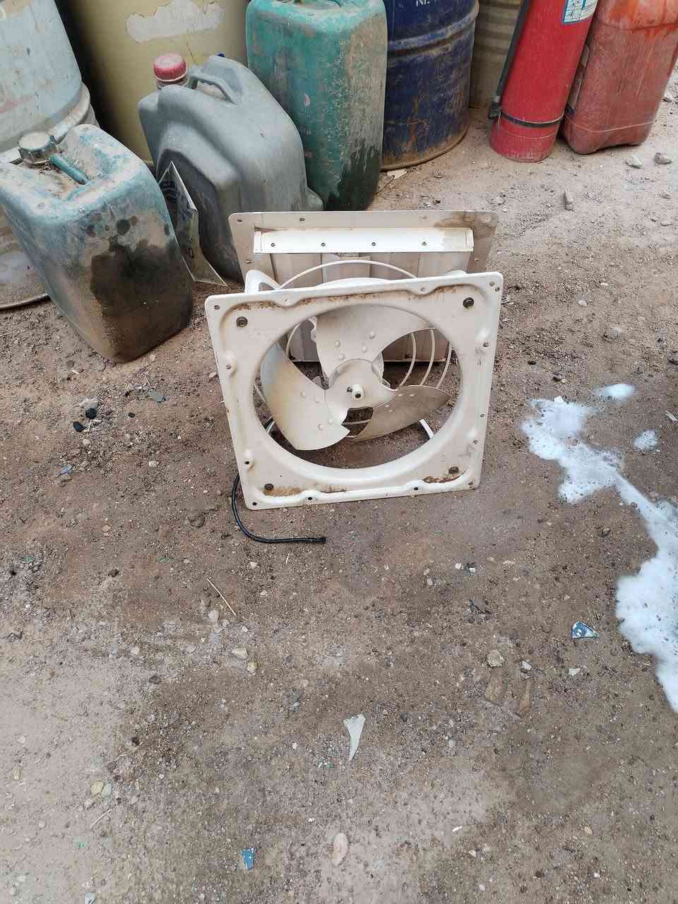 غراض محل • للبيع • النجف