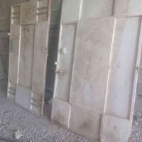 باب • للبيع