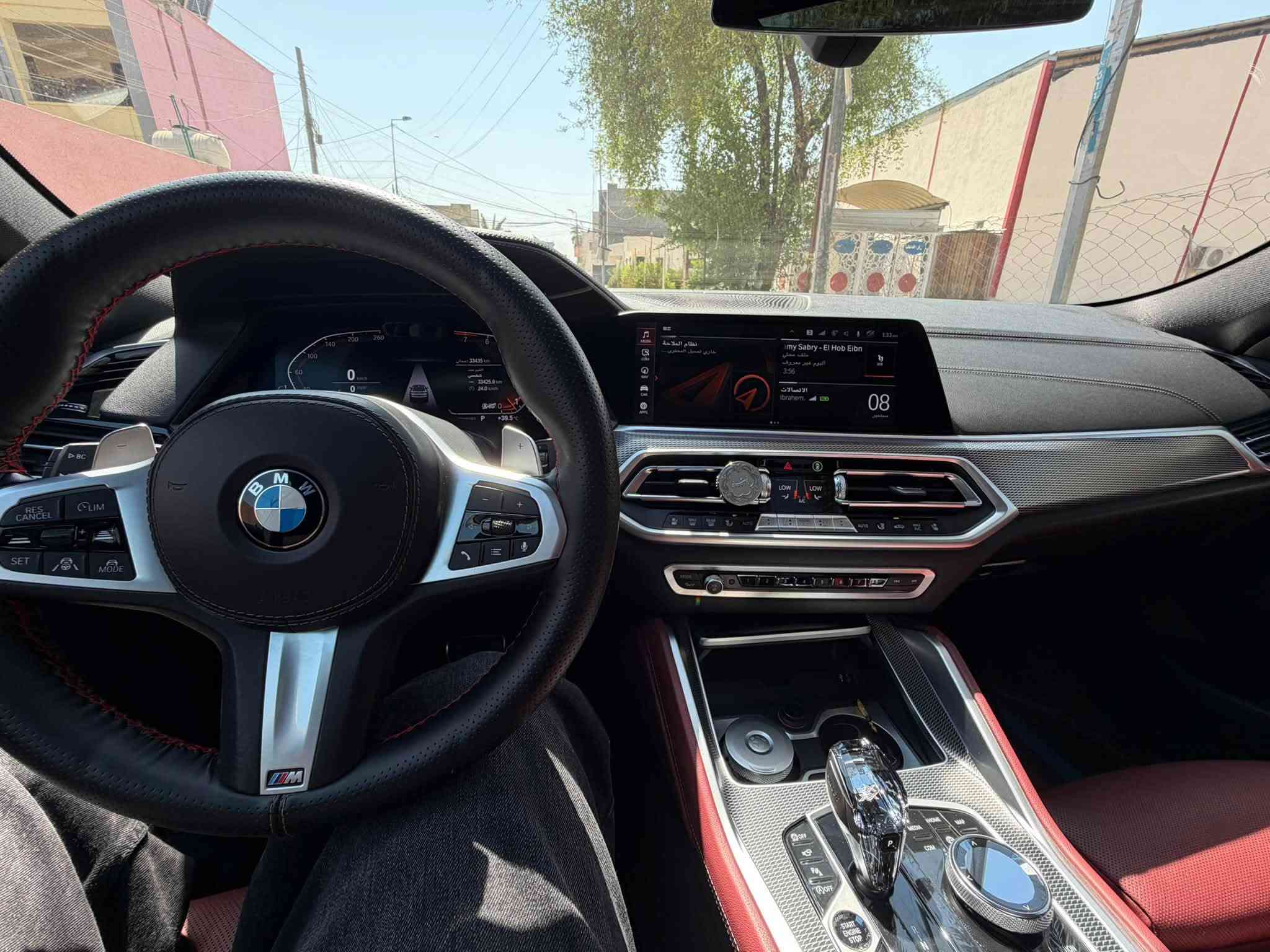 للبيع 
بي ام دبليو x6 2022      
خليجي وكاله العروش    M بكج 
مغله ppf ماشيه 33 الف كم 
6 سلندر  محرك 3000 تون تيربو 
اعلى مواصفات بل XDrive40
بوب شفط 
سقف روز ( سكاي لايت)
داتو شو 
تحكم بالايمات 
اوامر صوتيه 
اناره محيطيه 
٤ كامرات 
شاشات خلفيه
 سياقه ذاتيه 
رادار امامي خلفي 
كشنات تبريد + تدفئه
نقطه عمياء
ترحيب 
وبعد هوايه مواصفات 
( جاهزه بدون اي صرف تحويل ثاني يوم ) 
سعر ٦١ الف دولار 
رقم ***********
