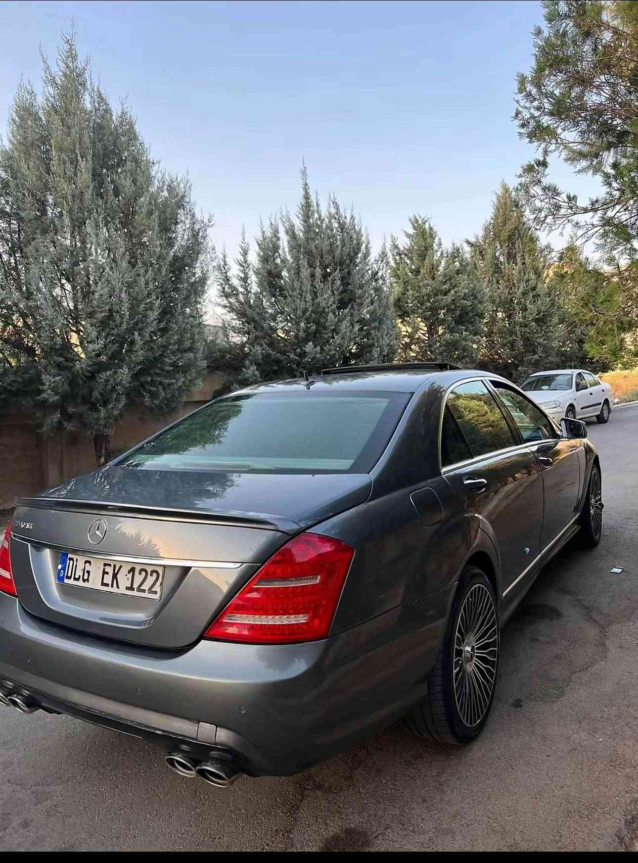 مرسيدس ي٣٥٠ • ٢٠٠٩ • V6