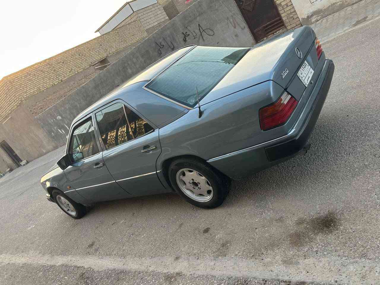 ه سلام عليكم مارسدس دب مديل92 بيع او مراوس رقم بغداد مشروع وطني جاهزه من كل النواحي مكينه كير حداديه تخم تاير كهربائيات تبريد ثلج محوره مكينه 3000 ياباني سياره كفاله من كلشي 57وبيه مجال رقم ***********
