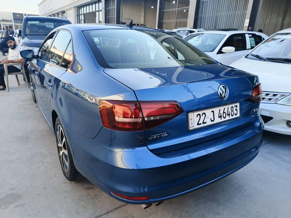 JETTA
مودیل 2016
رەقەموسەنەوی نویە تا2030تازەیە
مەکینە 14تۆربویە
سیارەکە کلینە بی بویاخە 
دەحامی لودەحامی بەشەرتە 
سعری داوای 118وەرەقەومحامەلیکی برایەنەی تیدایە ناونیشان هەولیر پیشانگاکانی ئازادی 
ژ.م *********** أربيل, العراق
