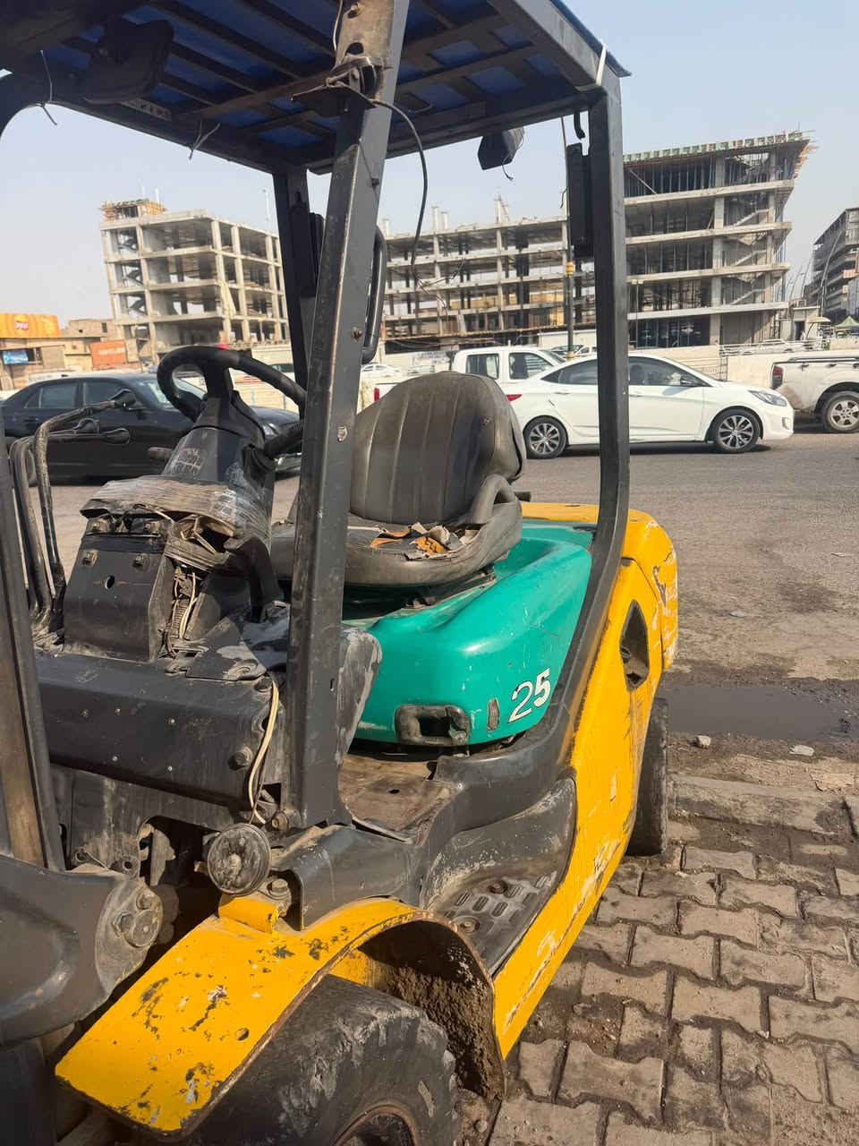 كوماتسو • ٢٫٥ طن • مبدل كازكيت
