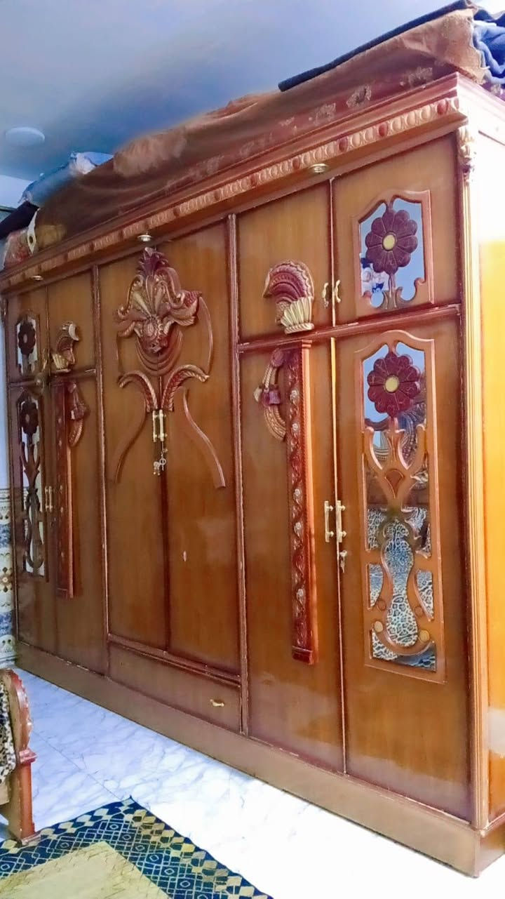 غرفه اخشاب للبيع بغداد المدائن سعر 500الف وبيه مجال *********** واتساب
