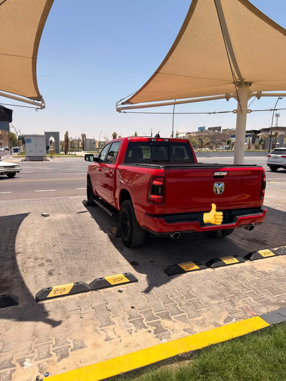 سلام عليكم رام بك هورن موديل2019 باب طويل بدي قصير رقم بغداد باسمي تحويل مباشر  مكينه8سلنر5700 السياره جديده كلش كل نقص مابيها صور حادثها بلمنشور السعر210وبيها مجال عنواني البصرة ماموجود خاص اتصال فقط ***********
