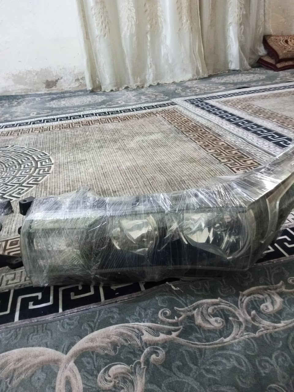 لايتات كورلا خليجي 
موديل 2015
للإستفسار ***********
