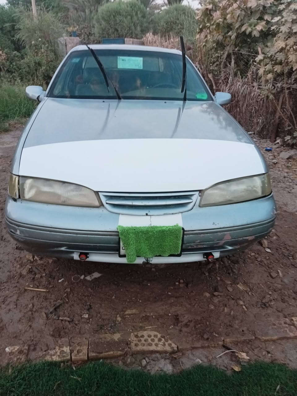 برنس فراشه للبيع رقم واسط كيراوتو محرك جيد حداديه جيد جداً تايرات نص عمر دواخل حلوه عوزه ترتيبات بصيطه السعر 25 وبيه مجال قليل للتصال ***********
