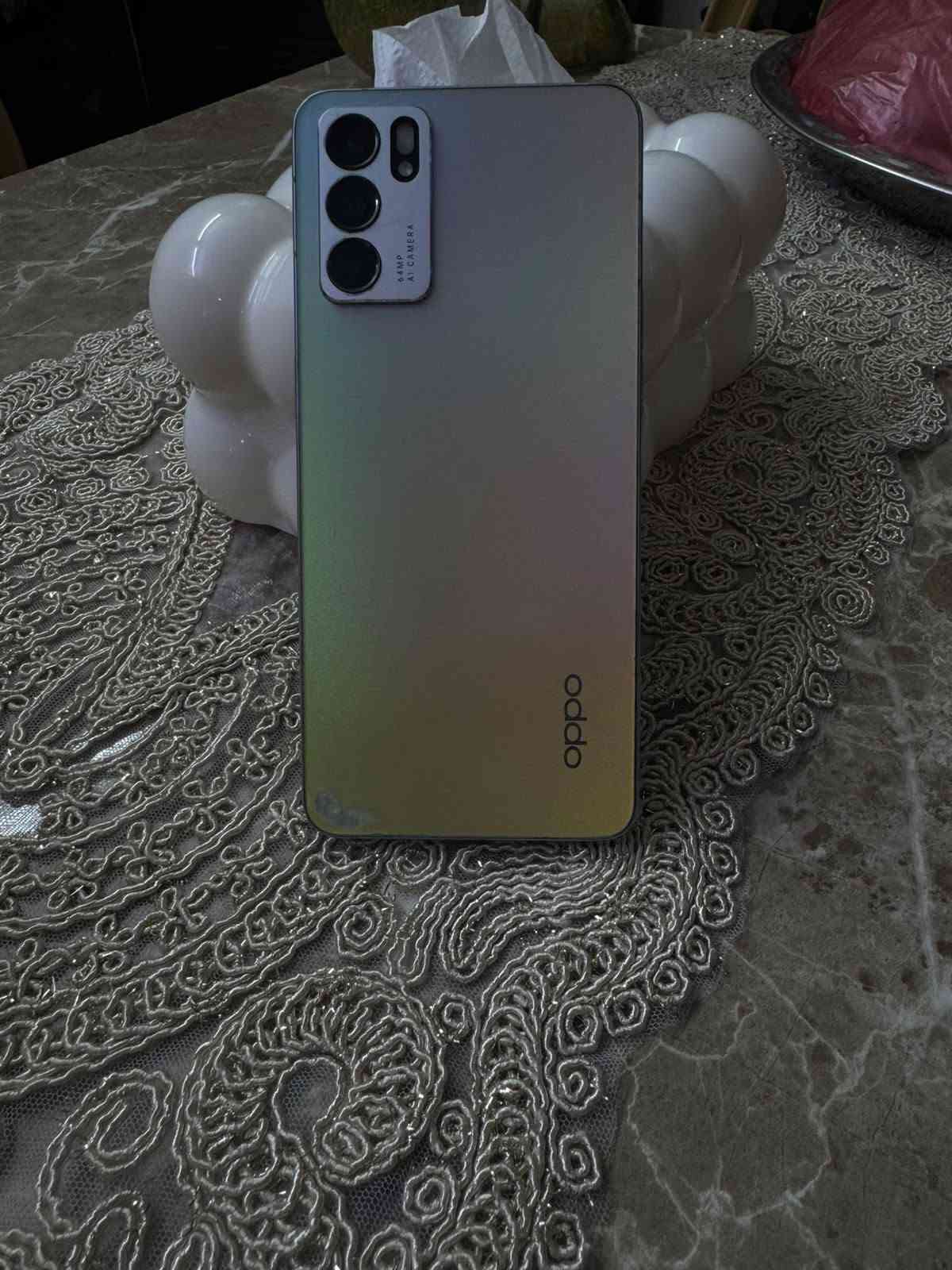 رينو6 5G • ١٢٨ جيجا • ٨ رام