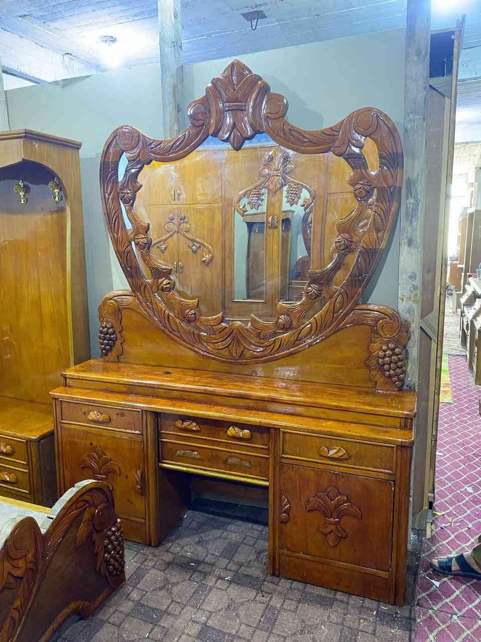 غرفه نوم صاج تزكام سعر 850 شراي يراسل ***********
