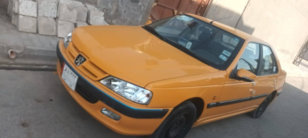 السلام عليكم 
بيجو بارص 17 للبيع 
السياره خير من الله جهازه كبل الشارع 
حداديه تخم تاير كير مكينه تبريد جهازه 
السنويه إلى 2028 رقم بغداد انكليزي مداور ثاني يوم 
هئيه غرامات مصفره ماعليه ربع مكان السياره السماوه 
السعر 54 وبيه مجال قليل حك الجيه 
***********
