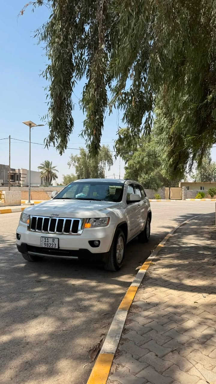 جيب موديل 2012 وارد امريكي كلين بدون ضرر
 سياره جديده ومكفوله كفاله عامه سياره كامله بدون مصرف
 مواصفات لاريدو بدون فتحه سقف
بصمتين
 رقم بغداد باسمي 
المكان ديالى 
السعر 175
رقم الهاتف ***********

