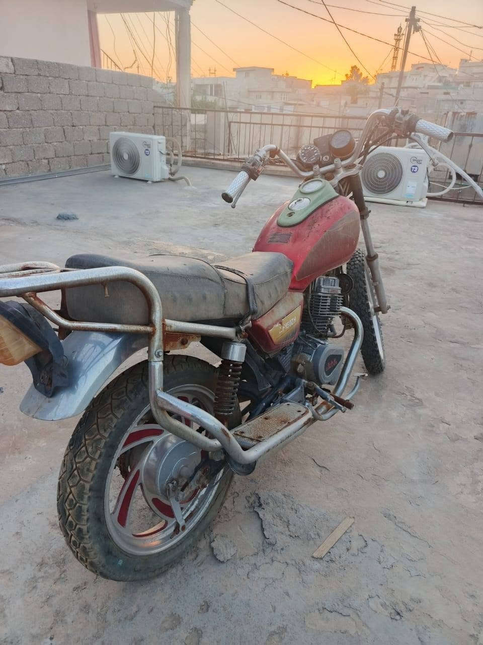 موطور للبيع فحم في فحم 
ادفع سعر عجبني ابيعك ***********
