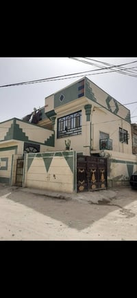 بيت ١٠٠م • ركن طابقين • ٣ غرف