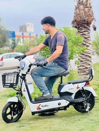 دراجة كهربائية • ٣ سرعات • عجلات ١٤