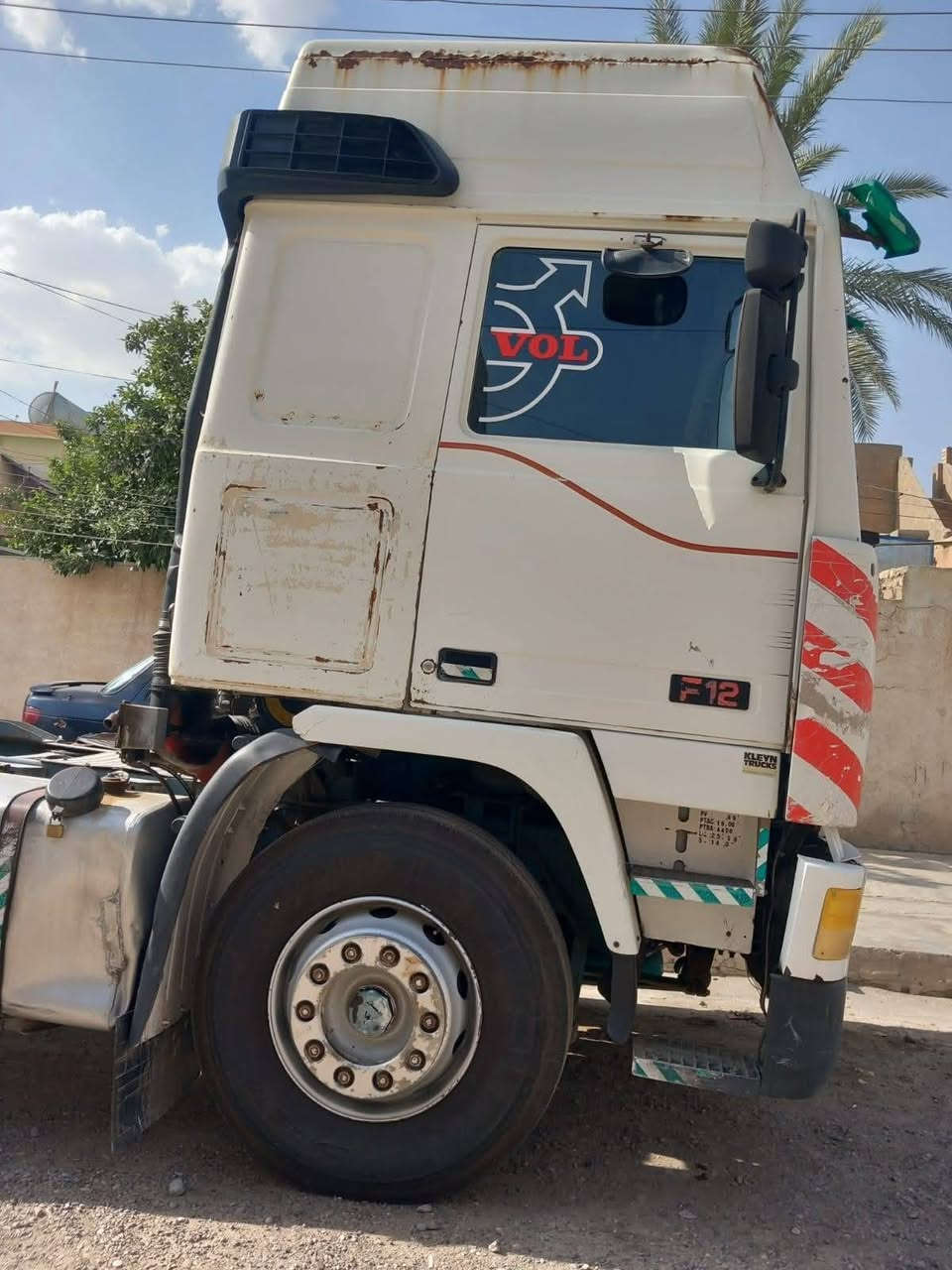 السلام عليكم
فولفو للبيع F12
موديل 90 تخم تاير تبريد شغال مكينه (22)
سياره جاهزه 
تحويل نفس اليوم 
العنوان سامراء
الاستفسار علئ الرقم  ***********
