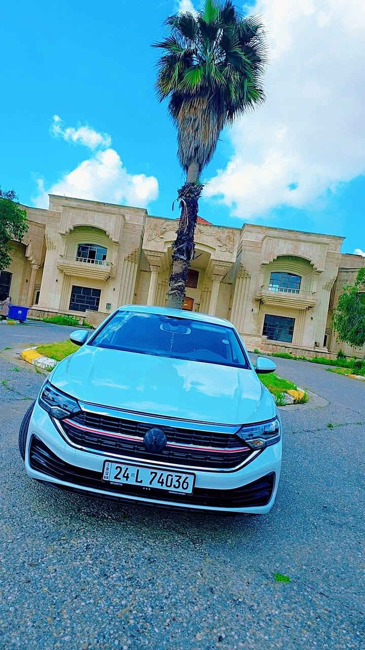 🚗 Volkswagen Jetta 2024 SE
✅ محرك 15 tirbu
✅شاشة لمس
✅دشبول الكتروني
✅ كاميرا خلفية
✅كشن جلد+تدفئه+كهرب
✅ Apple CarPlay & Android Auto
✅ دخول ذكي (Smart Key)
✅ مثبت سرعة
✅ تحكم بالمقود (ستيرن كنترول)
✅ بلوتوث + USB
✅ نظام مراقبة ضغط الإطارات (TPMS)
✅ حساسات إنارة
✅ حساسات مطر
✅ مكيف أوتوماتيك
✅ جنوط ألمنيوم
✅ فرامل ABS
✅ نظام الثبات الإلكتروني (ESC)
✅ وسائد هوائية كاملة (Airbags سليمة)
✅ اقتصاد ممتاز باستهلاك الوقود

📌 الموديل: 2024
📌 الممشى: 13000m 
📌 Airbags ستيرن وبرده

💰 السعر: 155 (بيه مجال بسيط)

📞 ***********
