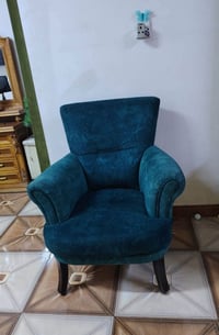 تخم جديد للبيع مكاني بغداد صدر القناه سعره ٤٠٠ وبي مجال  07710096777