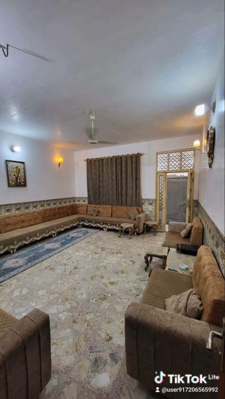 دار البيع المساحه 200 متر طابو زراعي سند 25اقرار محكمة
العنوآن النجف كوفه علوه الفحل خلف شارع الفلل 

غرفتين استقبال صالة مطبخ منور عدد2

صحيات داخلية وخارجيه 

البيت على شارع تبليط 10 متر 

اناره ليليه  كافه الخدمات 

البناء طابوق 🧱 
 الارضيه مع السقف كونكريت 

للأستفسار خاص ***********وتساب 

 في شارع الفلل قرب مخزن الموز

نص مكتوب في الصور:
- TikTok Lite
- @user917206565992
- Tik Tok Lite @user917206565992