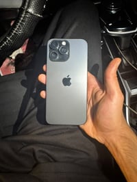 ايفون 16 برو ماكس • اسود • مستعمل شهرين