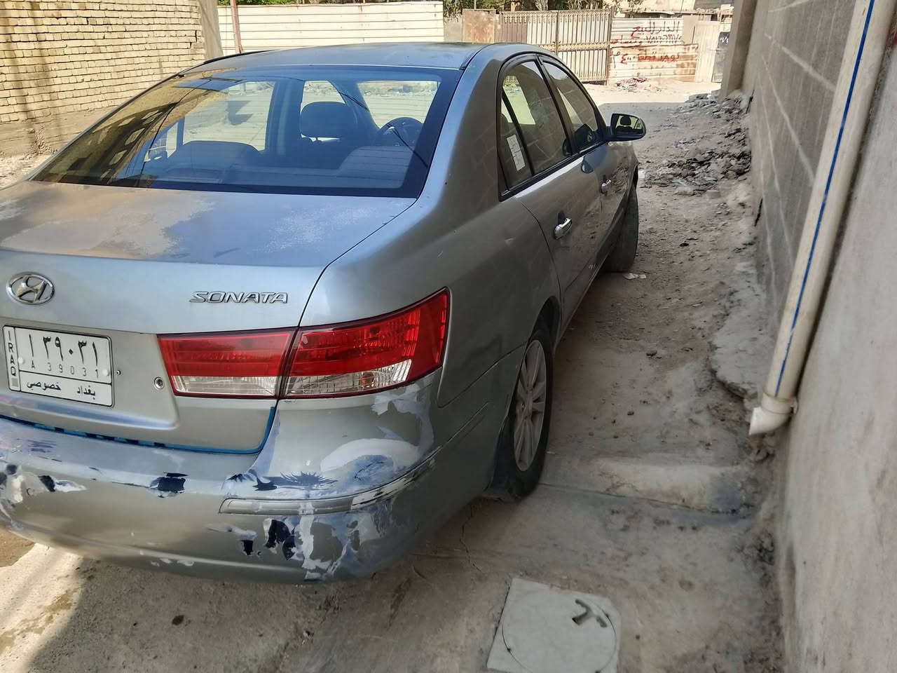 سلام عليكم....
للبيع...سوناتا موديل 2009 رقم بغداد بأسمي .خليجي مكينه 2400

حادث باب.جاملغ جه السايق مصبوغه احزام... تبريد شغال 

كير 5 نمر حاويه قبل شهرين شديته الوصل موجود..محرك جديد قبل سنه شاد نص مكينه..تجي شوفه تقتنع بيه ما تقتنع ع راسي ...كما مبينه بل صور 
السعر...85...بيه مجال 

للاستفسار... مكاني بغداد الزعفرانيه 

الاتصال على رقم 

***********

***********

ابو احمد
