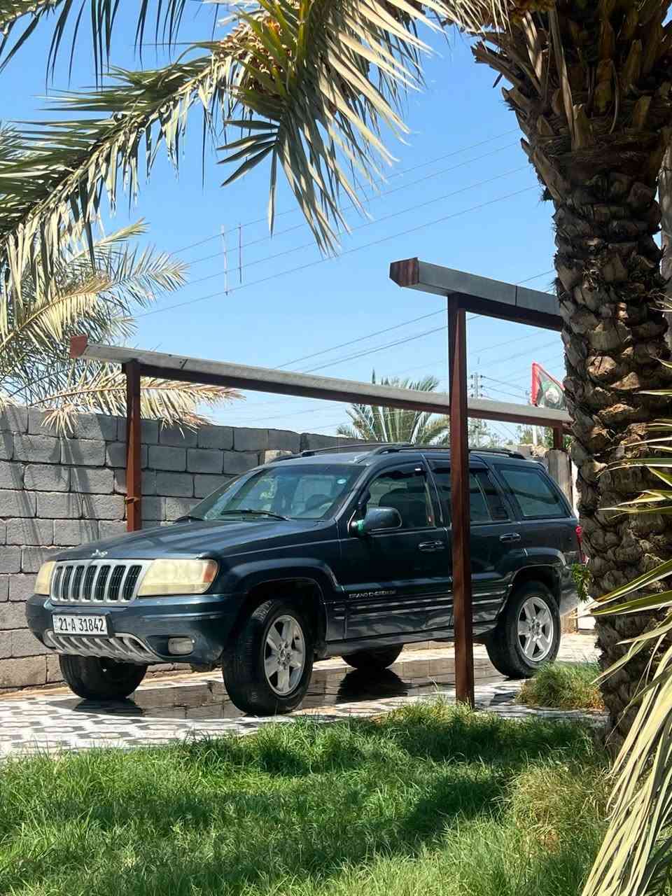 كراند شيروكي موديل 2000
فور ويل 
تبريد ثلج 
تدفئه 
لوكير شغال
كلشي بيه شغال
رقم سليمانيه بسمي 
شرط تحويل أو وكاله بكيفك
سته سلندر
باتري جديد
تخم تاير 
بنيد صبغ اثر جراد فقط
مكفوله من ضربه والحوادث
مكاني ذي قار شطره
للاستفسار اكثر‏‪***********‬‏
