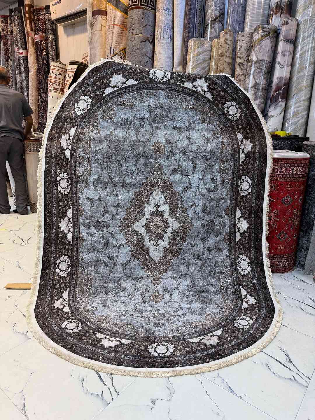 برلنت التركي الاصلي

الظهر جلد اصلي

قياس بيضوي 150-230

السعر 28,000 الف
