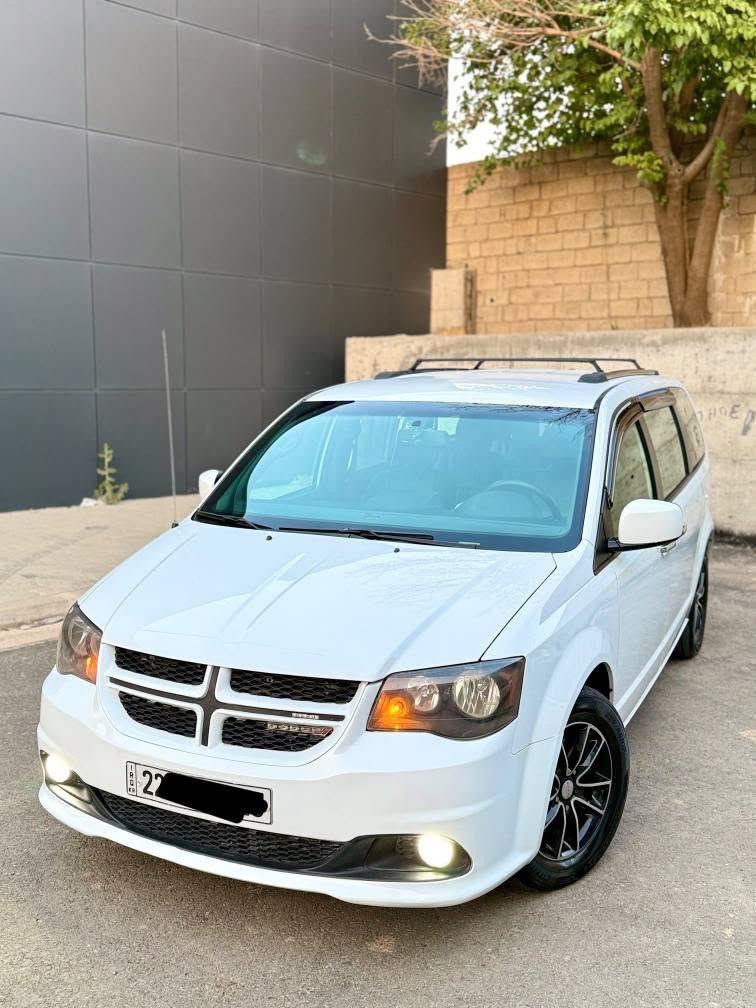 DODGE CARAVAN { GT }🇱🇷✈️2019

دوج كرفان 2019 جي تي فول فول مواسفات

سيارة مكفول بدون صبوغ بدون تبديل 
بس بيها شبر بارد و كارت

سيارة ماشيية 116 الف
سيارة ب اسمي تحويل مباشر

سيارة فول فول :-
سيارة كشنات كربايي تدفء 
بابين سلايد كربايي برده مال جامات

صندوق كربايي تشغيل عن بعده
شاشة كبيرة صقف ديفيدي 

رقم صاحبة:- مكانك سليماني 

☎️(***********)اسیا
☎️(***********)کورک السليمانية, العراق
