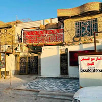 دبيسات • دار مع مشتمل • ٣٠٠م