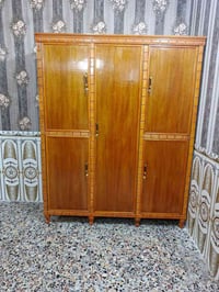 للبيع نضيف جداً السعر 100 وبي مجال  فقط اتصال ‭0773 430 3067‬